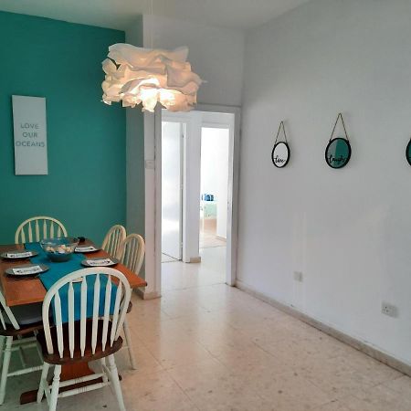 Sea-Esta Seaview Apartment, 200 Meters To The Beach Larnaca Luaran gambar
