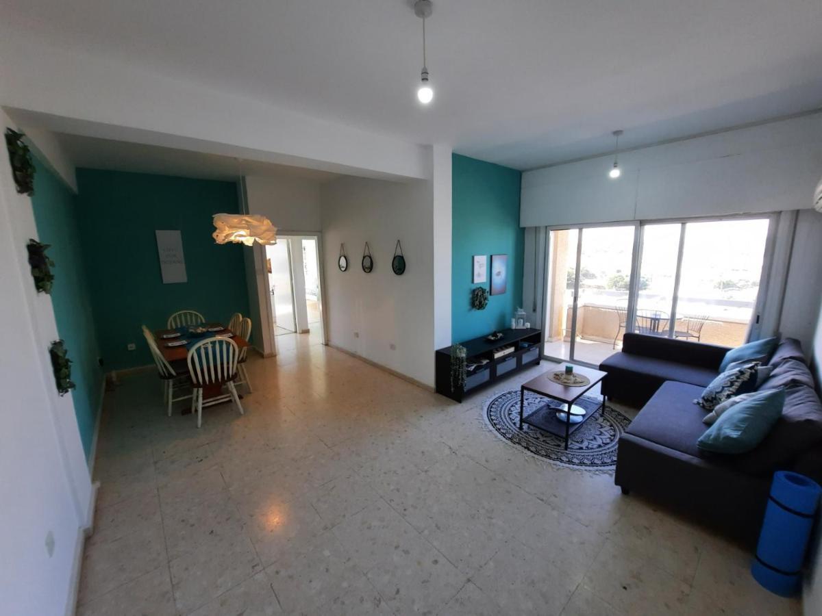 Sea-Esta Seaview Apartment, 200 Meters To The Beach Larnaca Luaran gambar